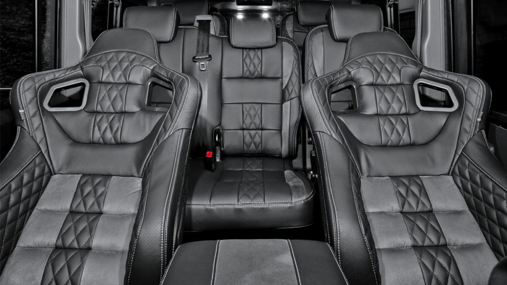 Land Rover Defender 7 Seater by Kahn Design