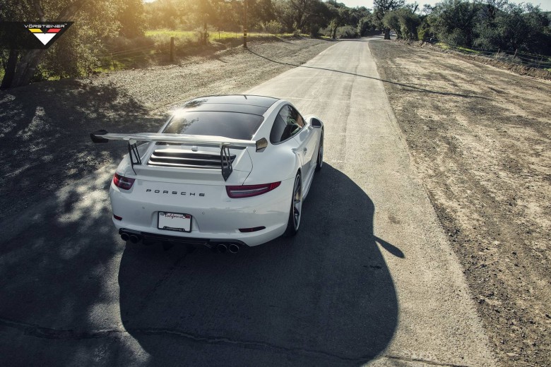 Porsche 911 with Vorsteiner`s Adjustable V-GTX Rear Wing