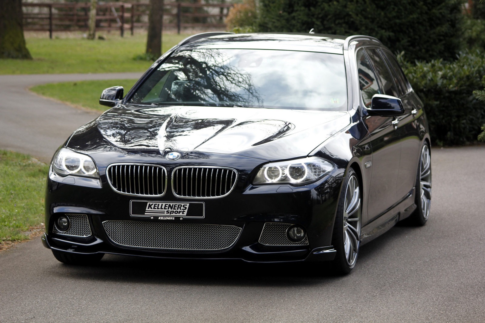 BMW 5 Series Touring by Kelleners Sport