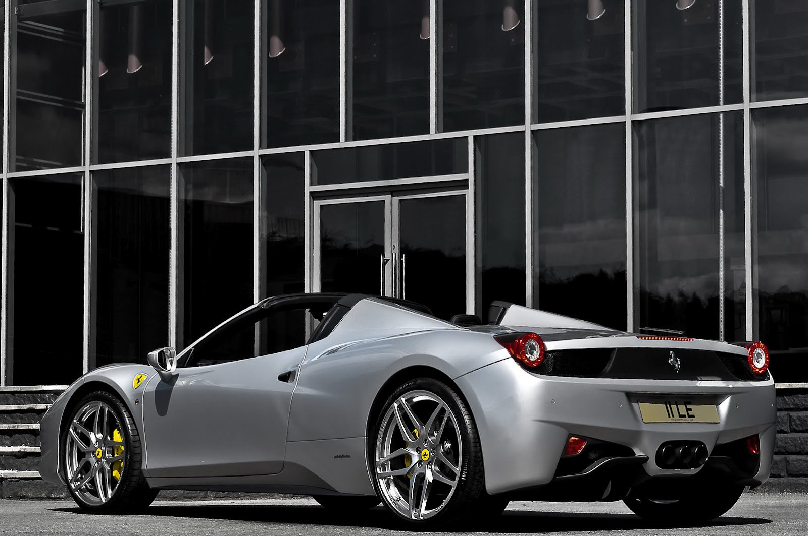 Ferrari 458 Italia Spider by Kahn Design