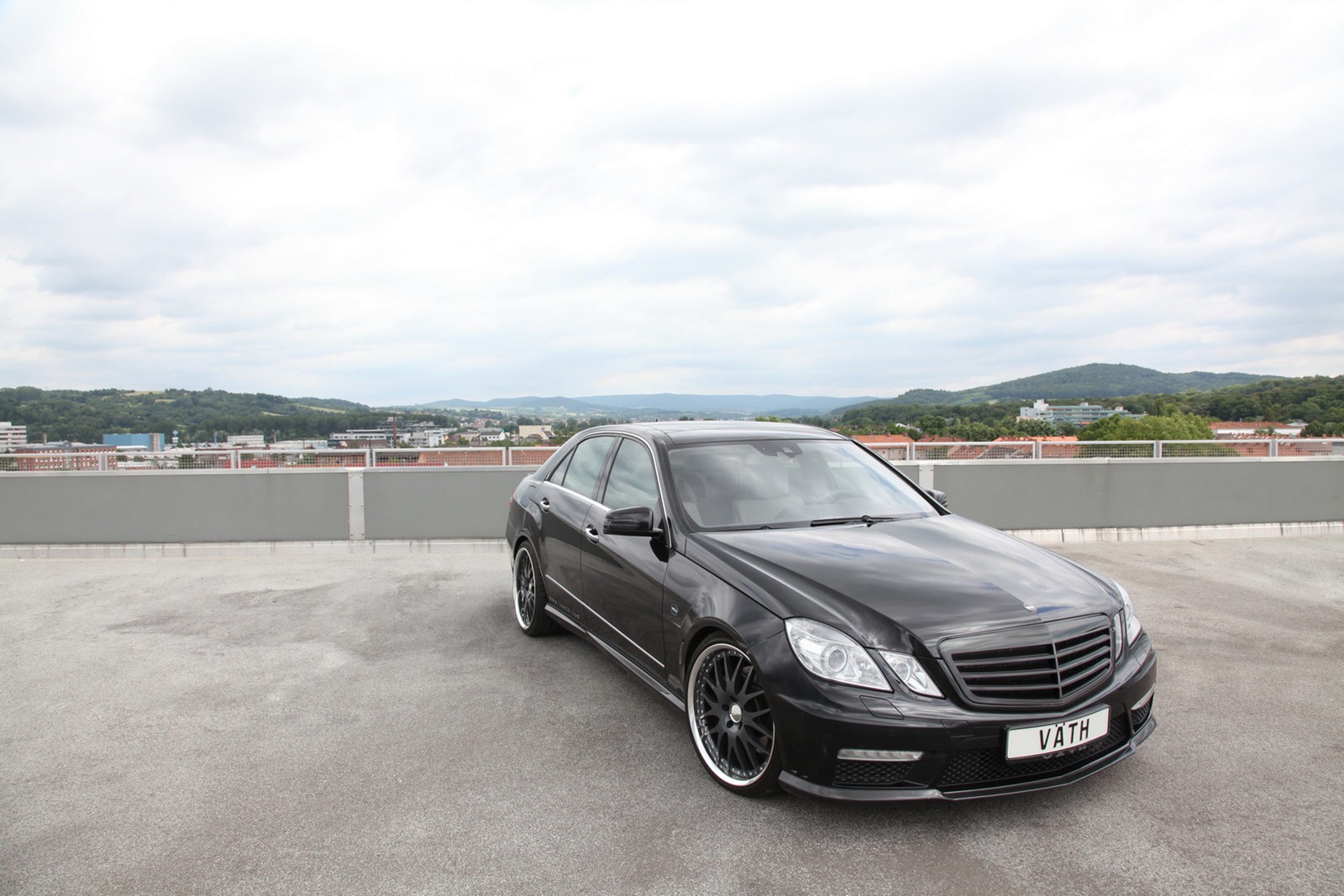 Mercedes E500 by VATH