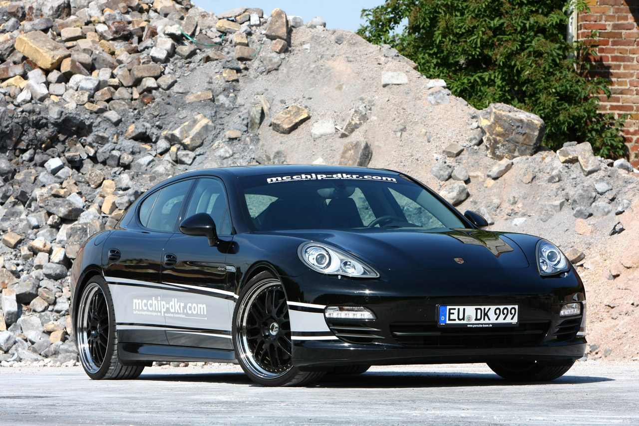 Porsche Panamera by Mcchip-DKR