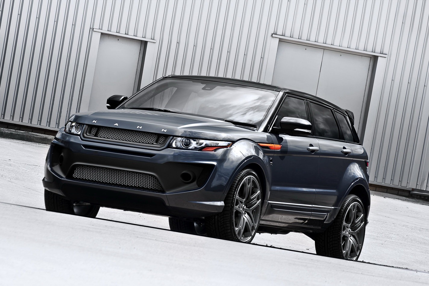 Range Rover Evoque by Kahn Design