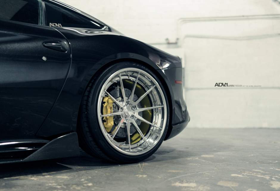 Ferrari F12 Berlinetta on ADV1 Wheels