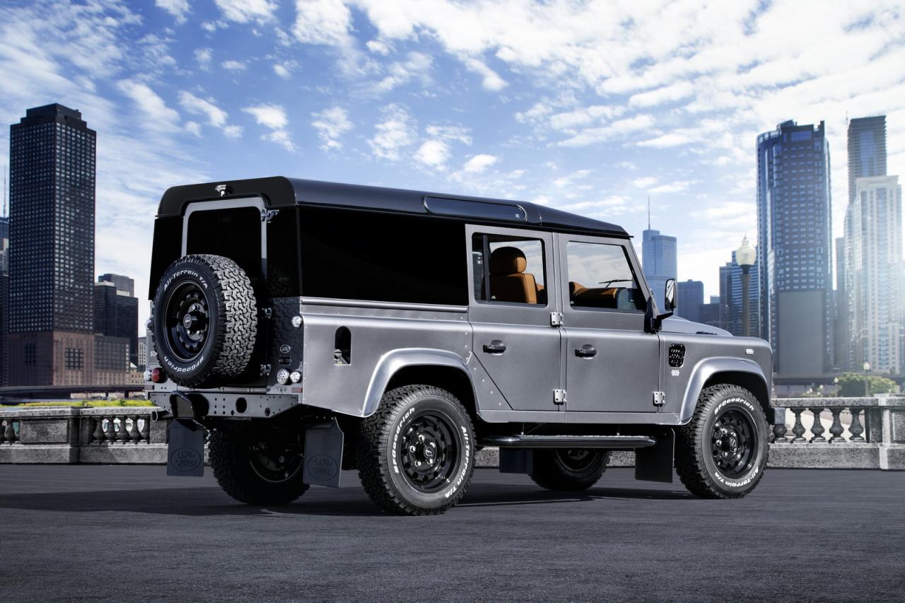 Land Rover Defender by Startech