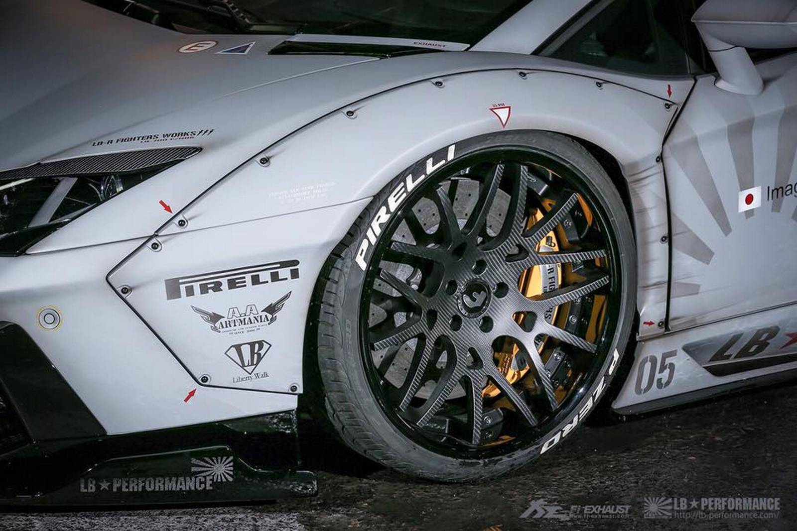 Lamborghini Aventador Gets “Zero Fighter” Body Kit by Liberty Walk