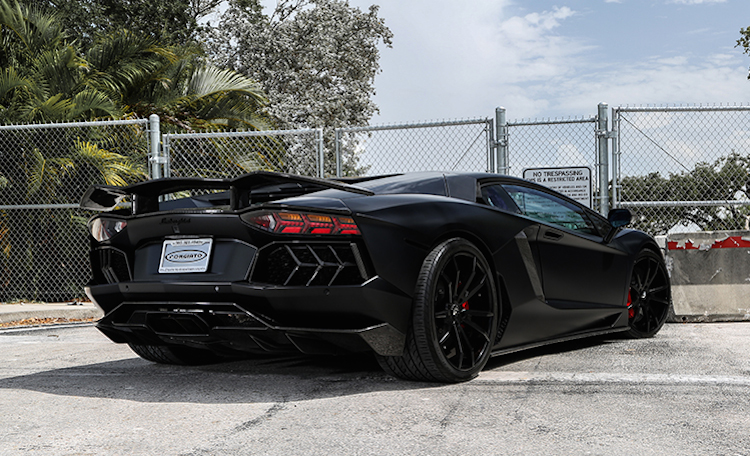 Lamborghini Aventador by Mansory