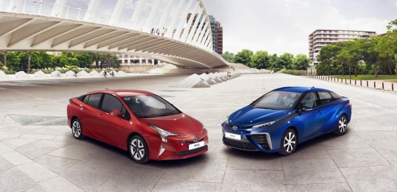 2016 Toyota Prius by Wald International