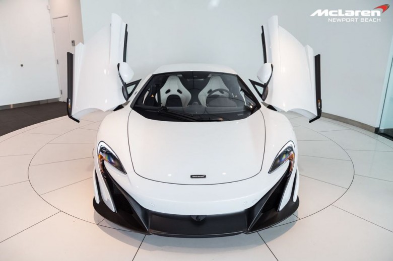Silica White McLaren 675LT Pops-Up in Newport Beach