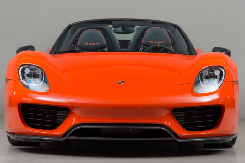 Continental Orange Porsche 918 with Weissach Package Looks Exotic