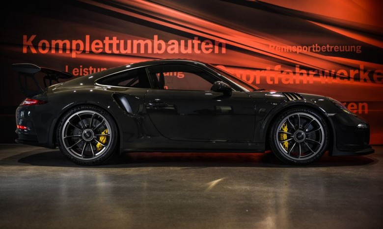 Porsche 911 GT3 Carbon Sport Kit by Edo Competition