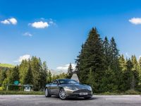 Switzerland: Aston Martin DB11 Plays Hard to Get in Photo Session