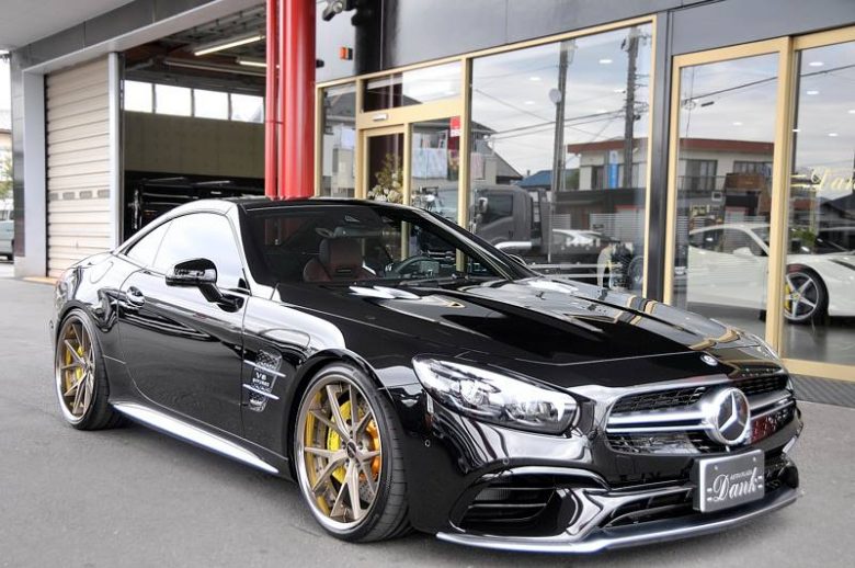 Mind-Blowing: 2017 Mercedes SL65 AMG Gets the New and Massive Wheels from Hyperforged Tuner