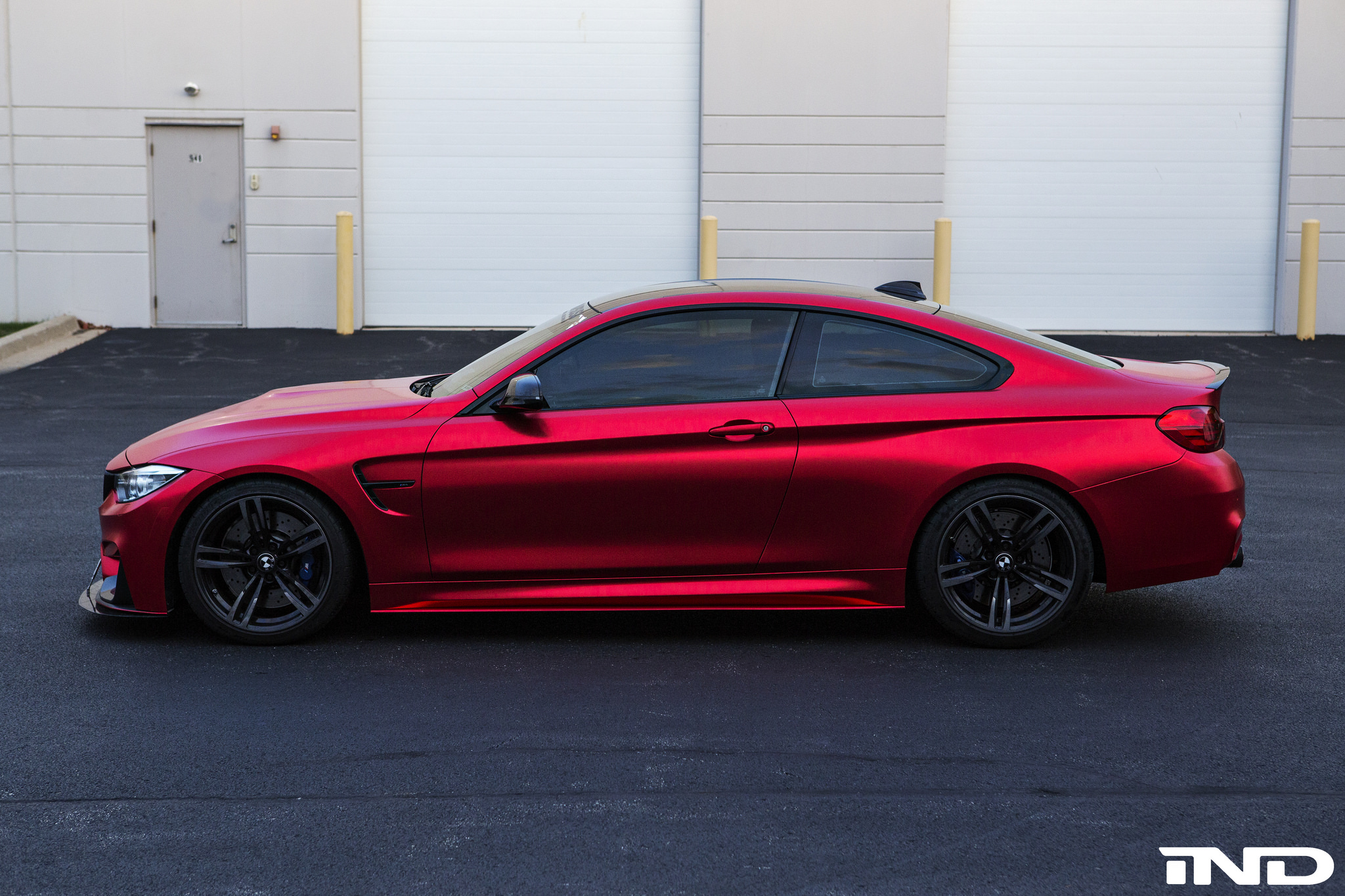 Bmw m4 красная