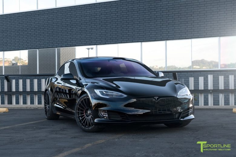 Video: This Is T Sportline`s New Take on Tesla Model S P100D