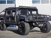 Hummer H1 Gets Customizations and New Power, Installation by MSA