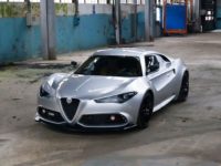 Facelifted Alfa Romeo 4C with Custom Design Tweaks by UP Design