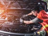 How a Mechanic Can Turn a Discussion About Gasoline Into a Sale