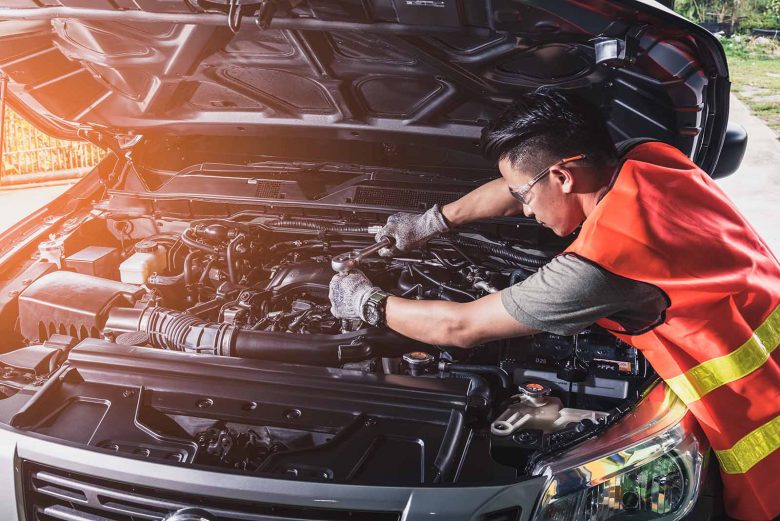 How a Mechanic Can Turn a Discussion About Gasoline Into a Sale