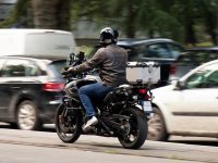 5 Tips for Safely Passing Other Vehicles When on a Motorcycle