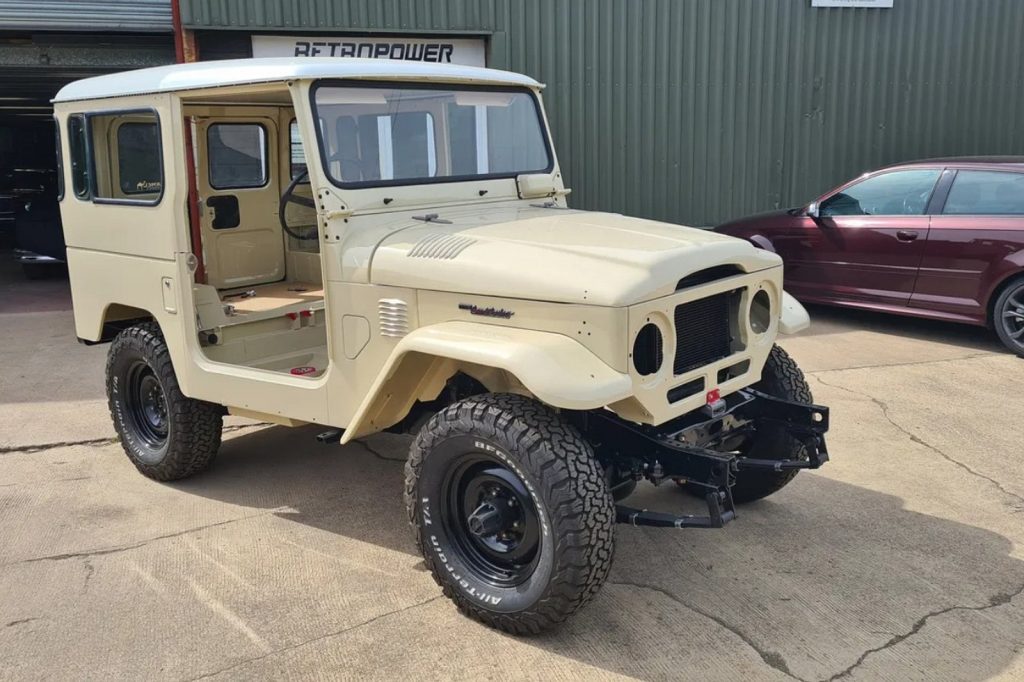 FJ Land Cruiser Restomod with Lexus V8 9