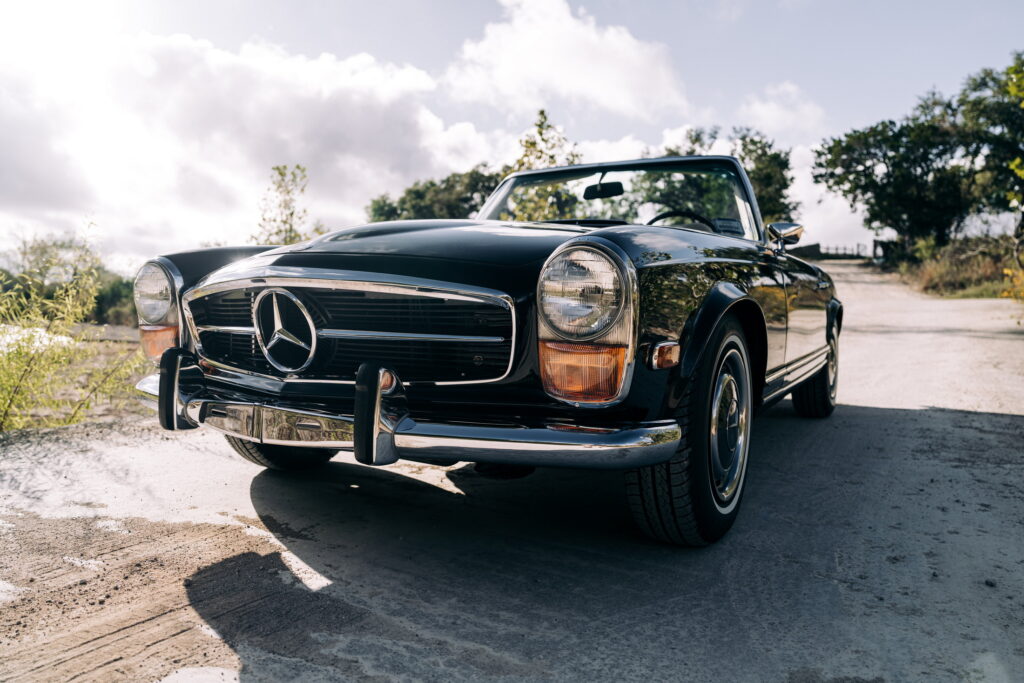 Mercedes 280SL EV by Moment Motor Company 2