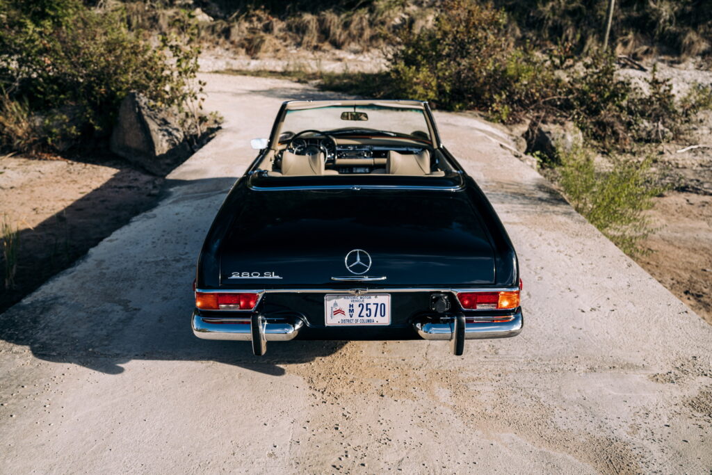 Mercedes 280SL EV by Moment Motor Company 5