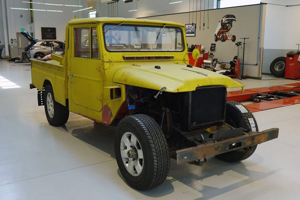 NASCAR V8 Powered1966 FJ generation Land Cruiser 6