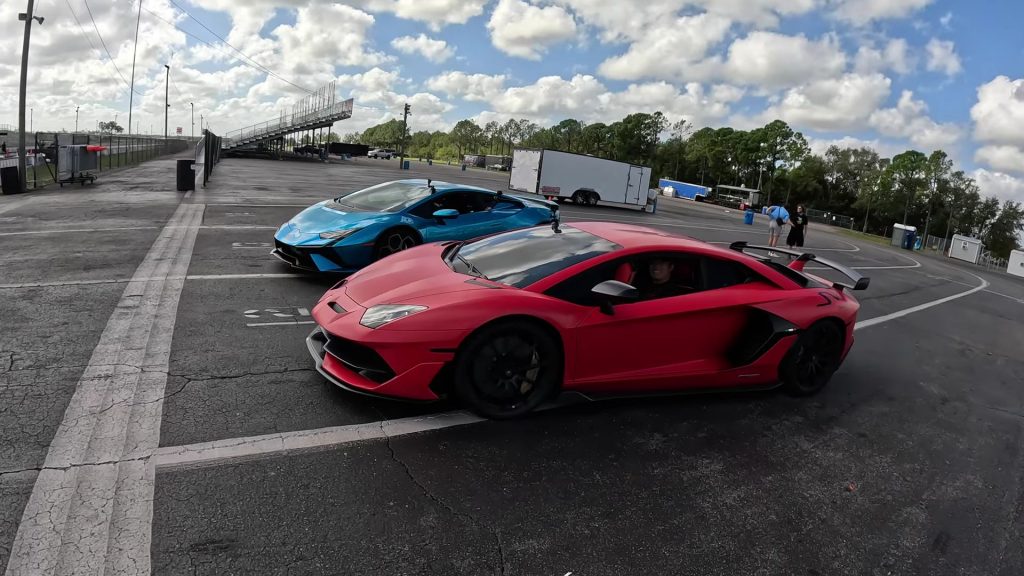 Aventador SVJ vs. Huracan Tecnica Drag Race 3