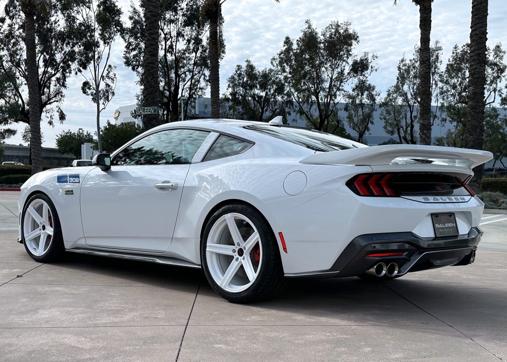 Saleen 302 Yellow Label Mustang 2