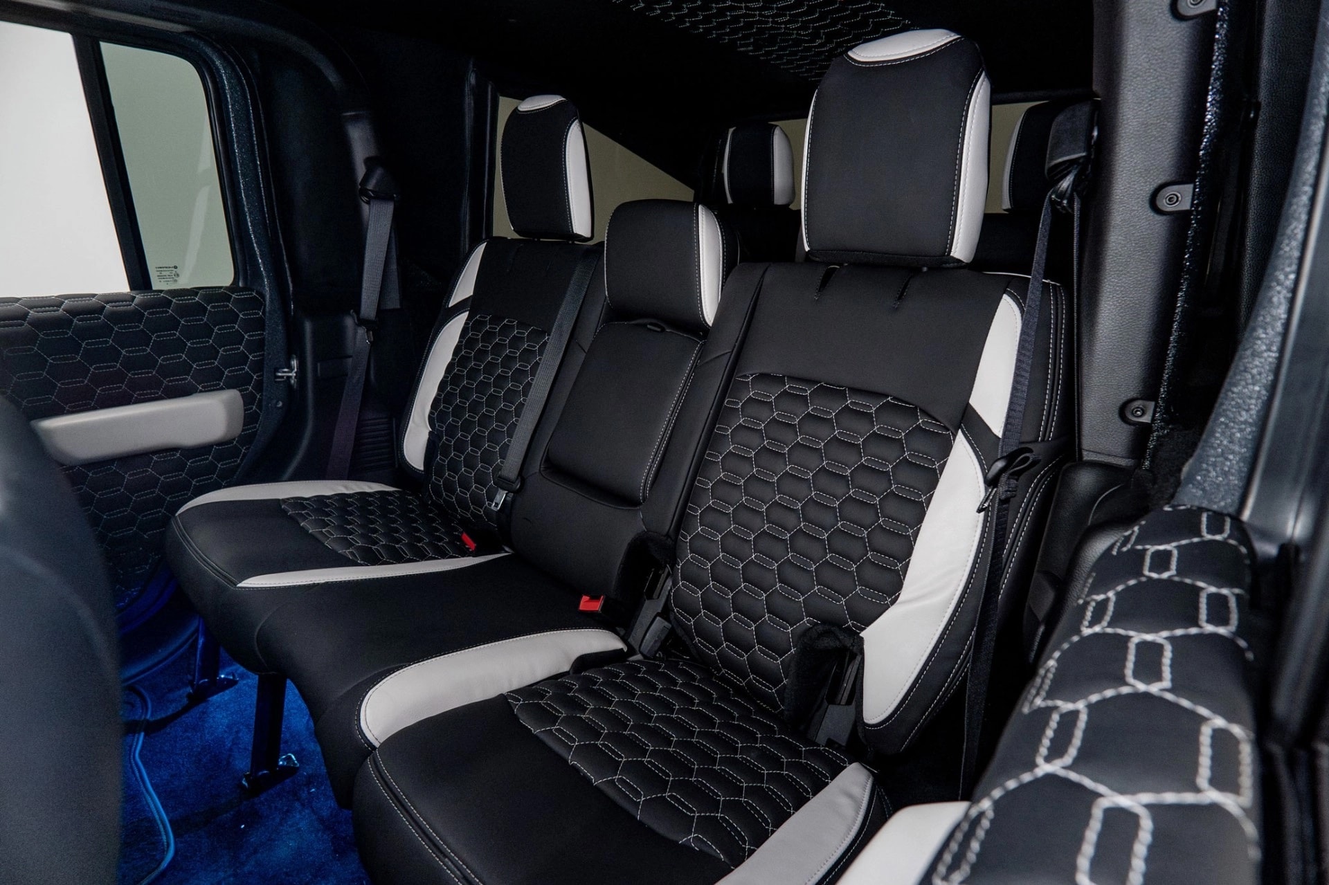 Apocalypse HellFire 6x6 Eight Passenger Edition (11)