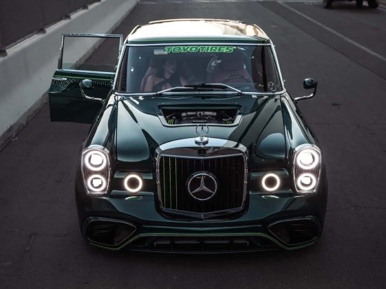 Mercedes 600 Restomod (12)