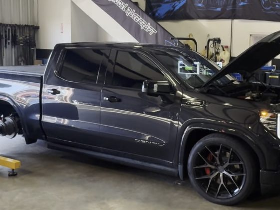 2024 GMC 1500 Sierra Denali (4)