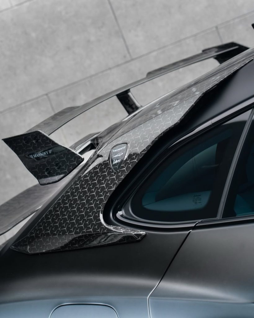 Lamborghini Urus by Mansory (7)