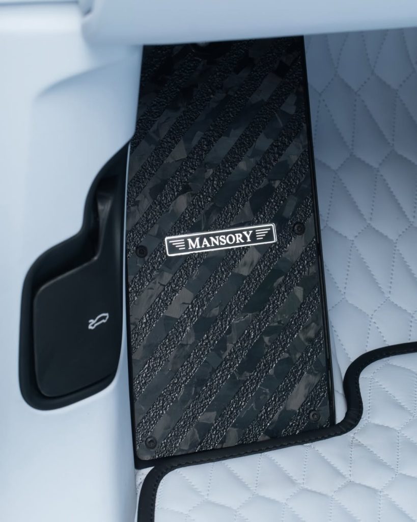 Lamborghini Urus by Mansory (9)