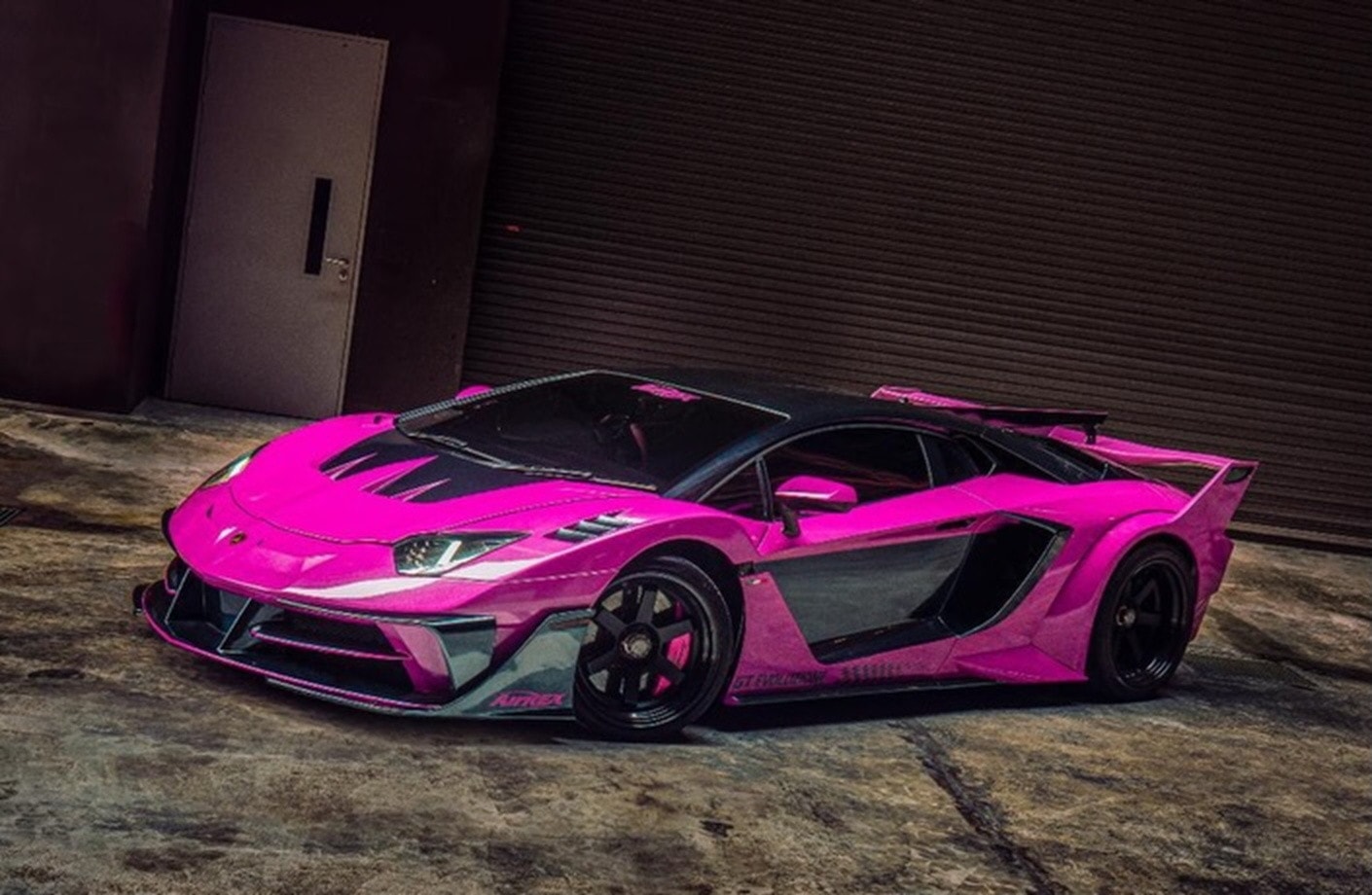 Lamborghini Aventador by Liberty Walk (3)