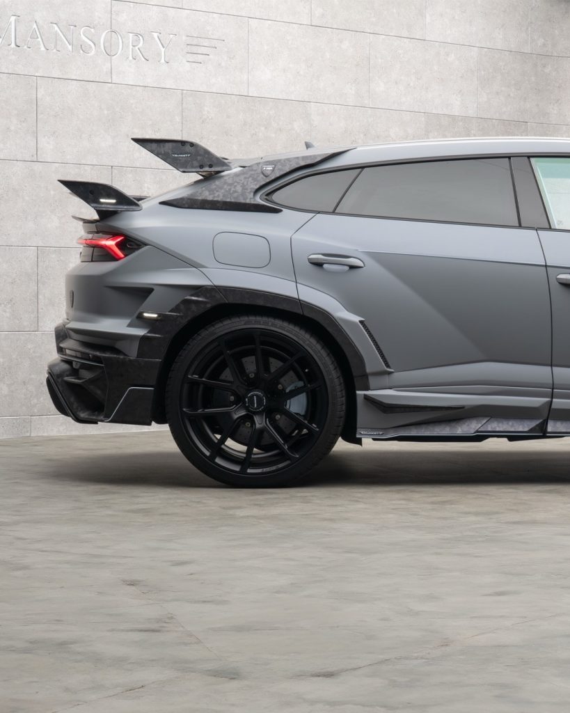 Lamborghini Urus SE Venatus by Mansory (12)