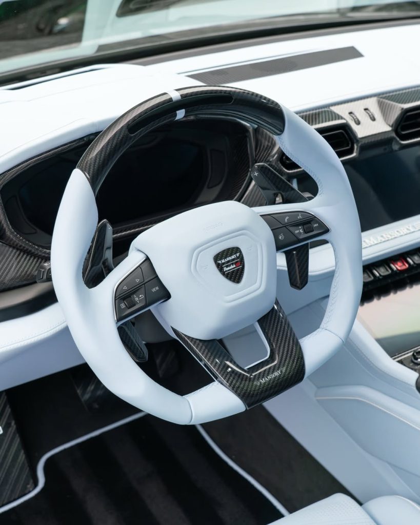 Lamborghini Urus SE Venatus by Mansory (14)